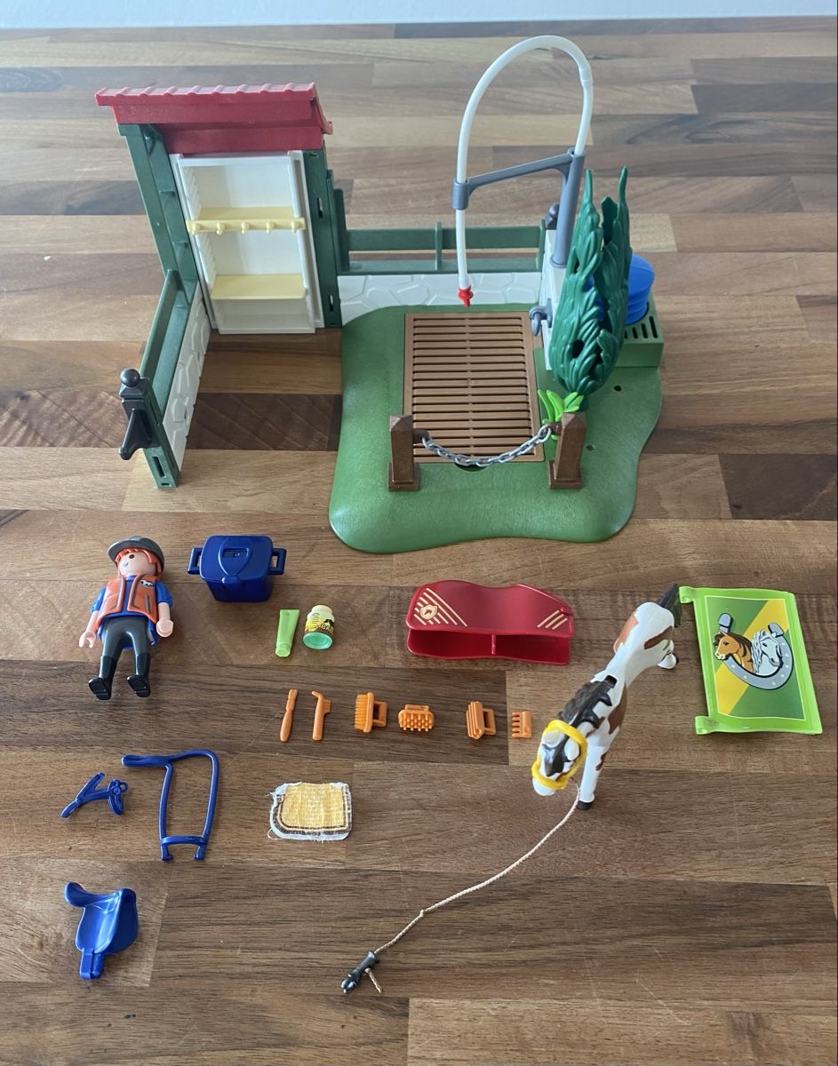 Playmobil Giocattoli: Playmobil Pferdewaschplatz – Usato da Nottwil venduto da Antago
