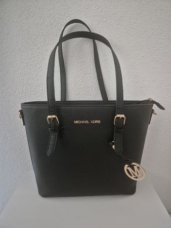 Schwarze Michael Kors Handtasche - 