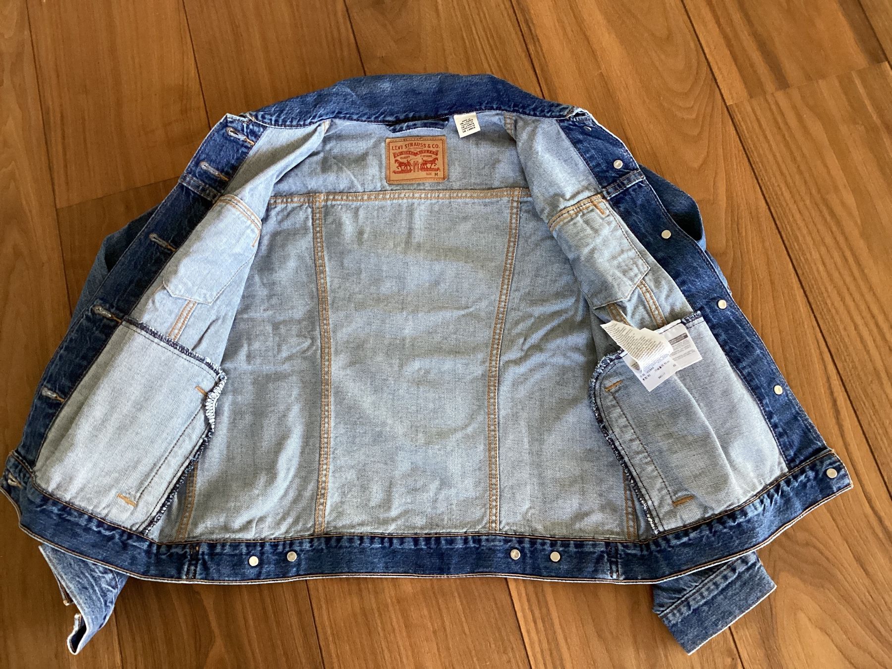 Levi's Giacche: Levi’s Damenjeansjacke. – Usato da Dachsen venduto da Achohberg 1
