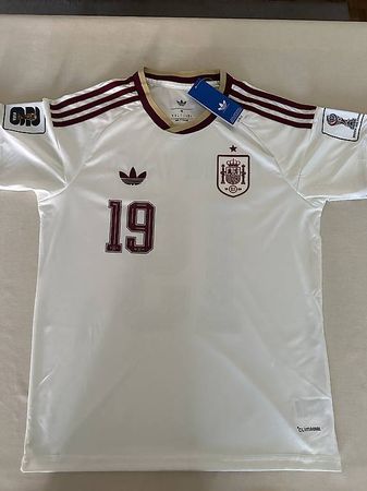 Lamine Yamal 19 Trikot 