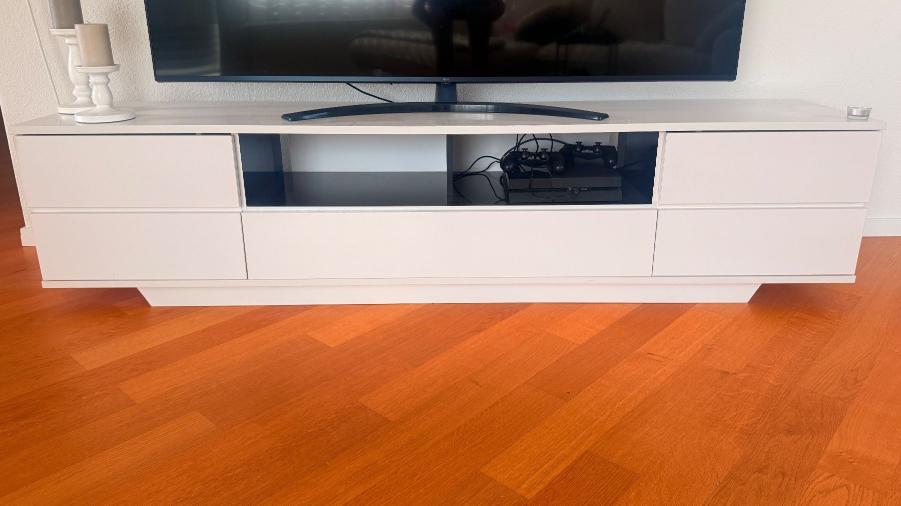 TV Möbel: Sideboard TV Möbel - Kommode – Gebraucht aus Wil SG von unikat