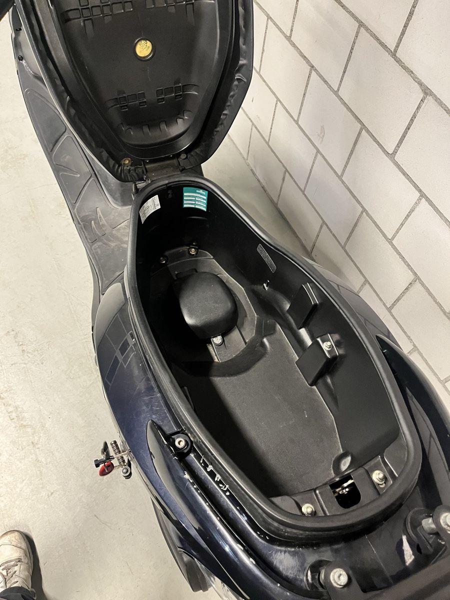 Sym Scooter: SYM VS125 Frisch ab MFK mit Topcase – Usato da Thun venduto da soeep 5