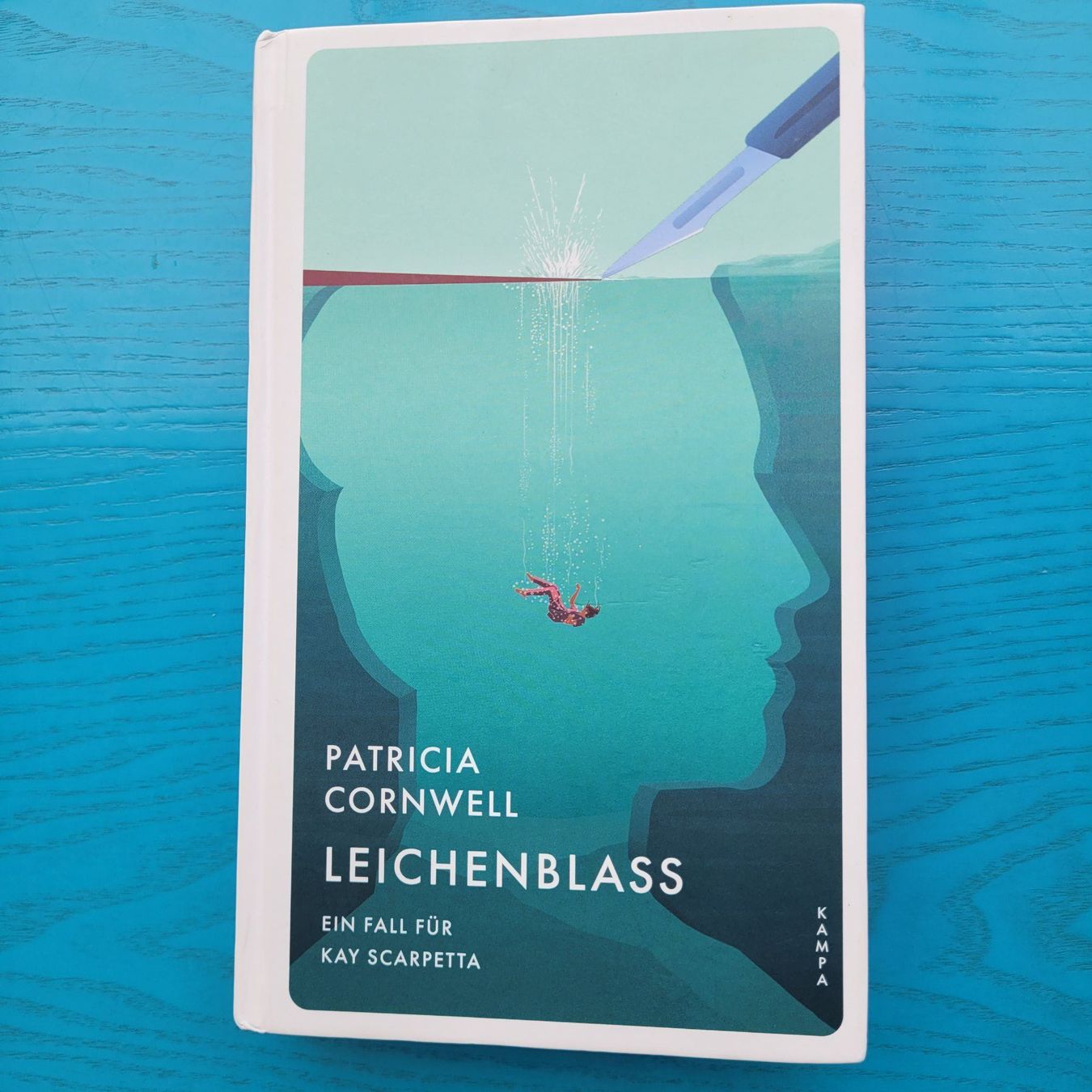 Libri: Patricia Cornwell- Leichenblass – Nuovo (secondo la descrizione) da SCHÜBELBACH venduto da CoKaHa