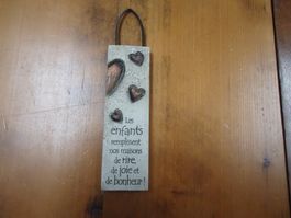 Petite décoration de porte en pierre