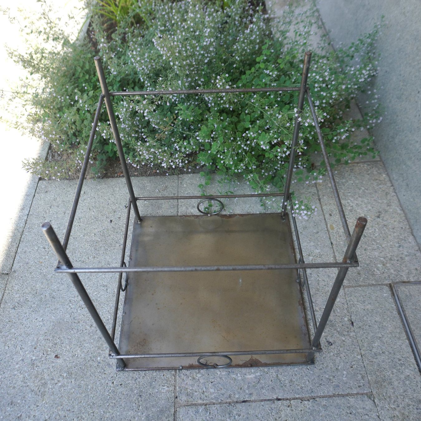 Altro per la casa: Blumenständer quadratisch (S276) – Usato da Basel venduto da B.W.B. 7
