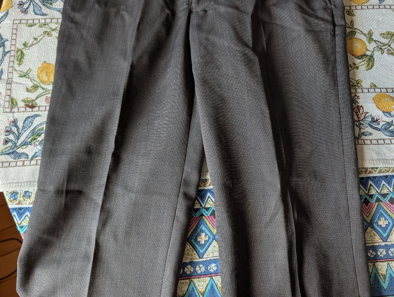 Hosen: Brown charcoal pants 48 - 100% wool - good condition – Gebraucht aus Zürich von jor_68rp 2