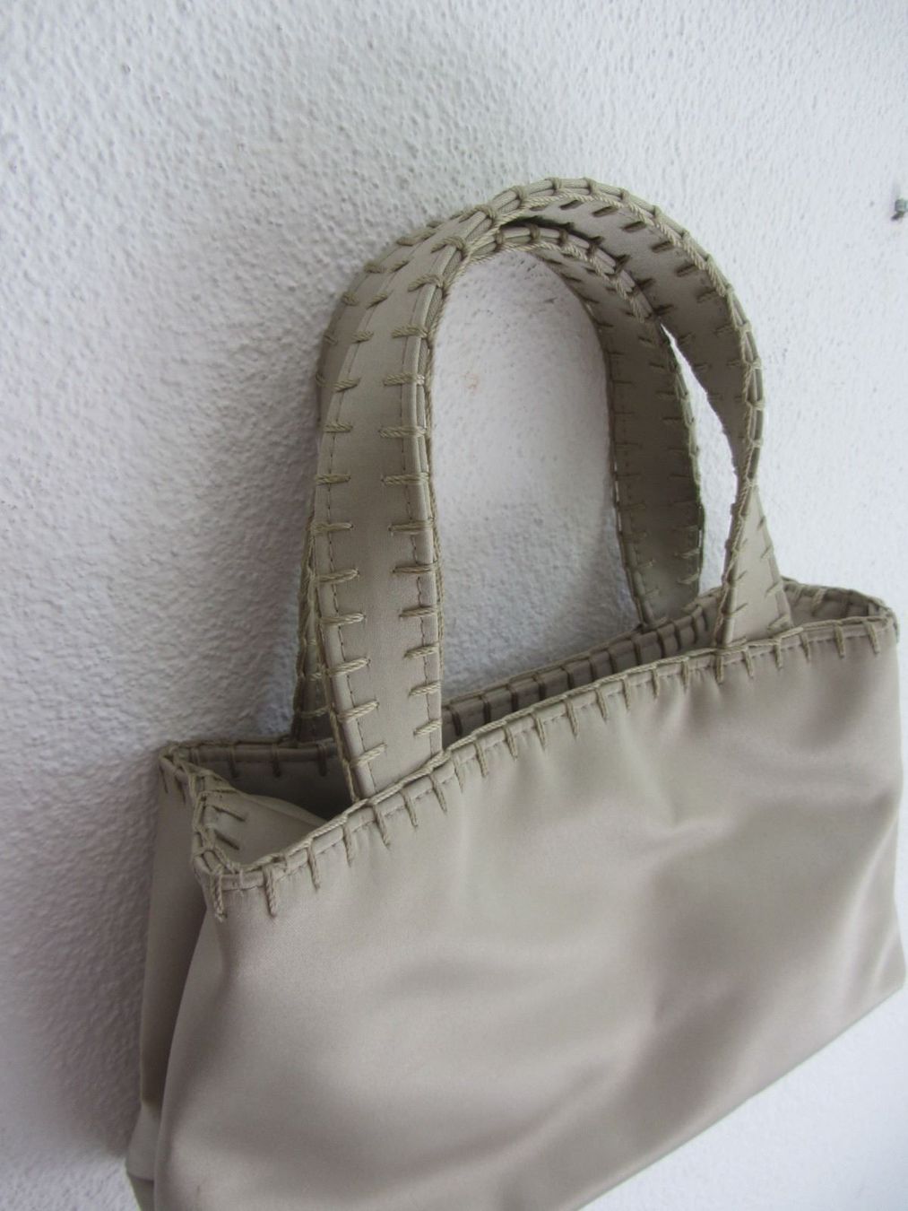 Esprit Taschen für Damen: ESPRIT - Handtasche crèmefarben – Gebraucht aus Zürich von Diazaio 1