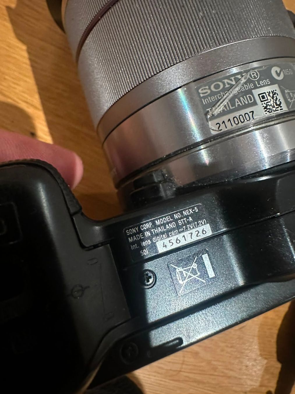 Sony Fotocamera: Sony Nex 5 mit Objektiv 18-55mm – Usato da Goldach venduto da Fox_Man 5