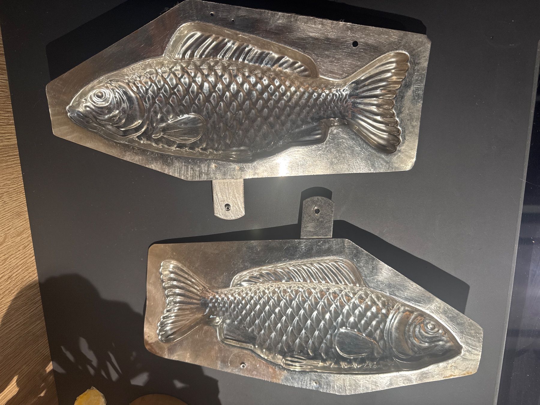 Teglie da forno: Moule chocolat schokoladenform 24cm poisson – Usato da Lajoux JU venduto da Briard0 1