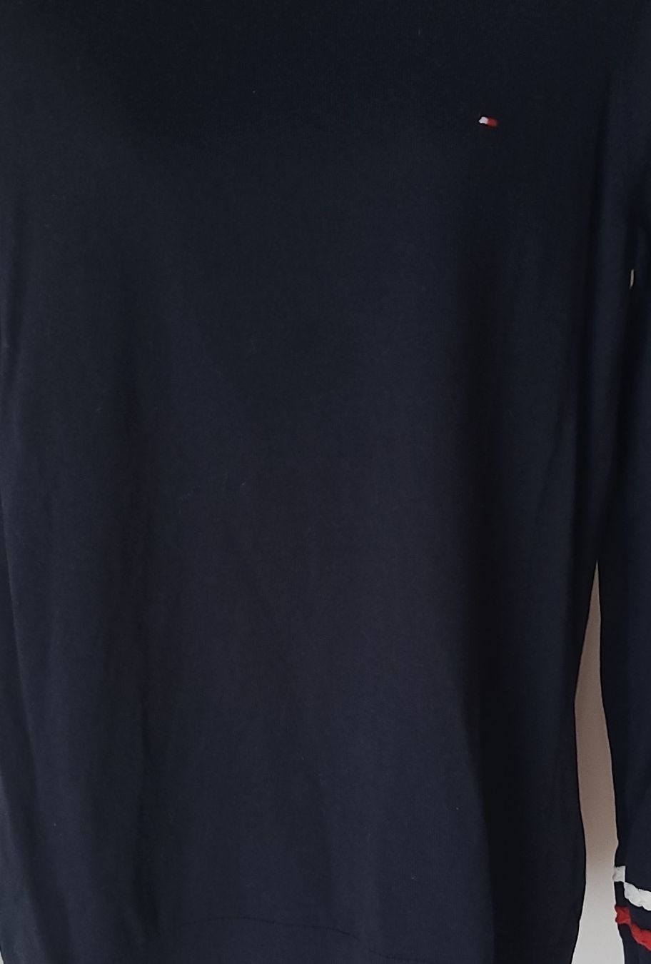 Tommy Hilfiger Pulls & Sweat-shirts: Tommy Hilfiger Pullover dunkelblau neuwertig L – D'occasion à Horgenberg par Klatschmohnmaria 1