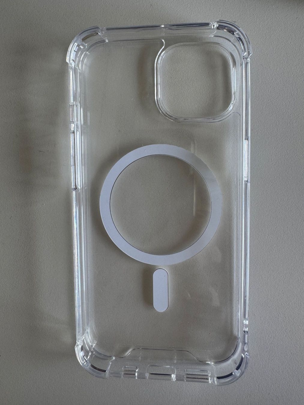 Covers & Schutzfolien: Apple Iphone 15 Hyprid Magsafe Case – Neu und originalverpackt aus Oetwil am See von ibex_24