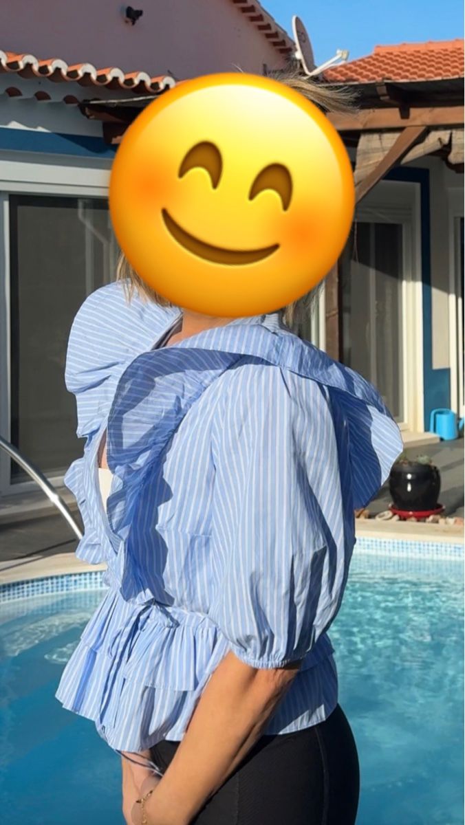 Camicette: Sommerliche Bluse mit Rüschen, Grösse M, gestreift – Usato da zürich venduto da Bailey17 5