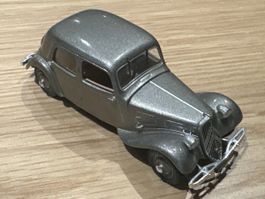 1:43 Modellauto Zustand wie auf den Bildern ersichtlich