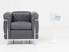 Knoll Tulip Beistelltisch von Eero Saarinen, weisser Marmor