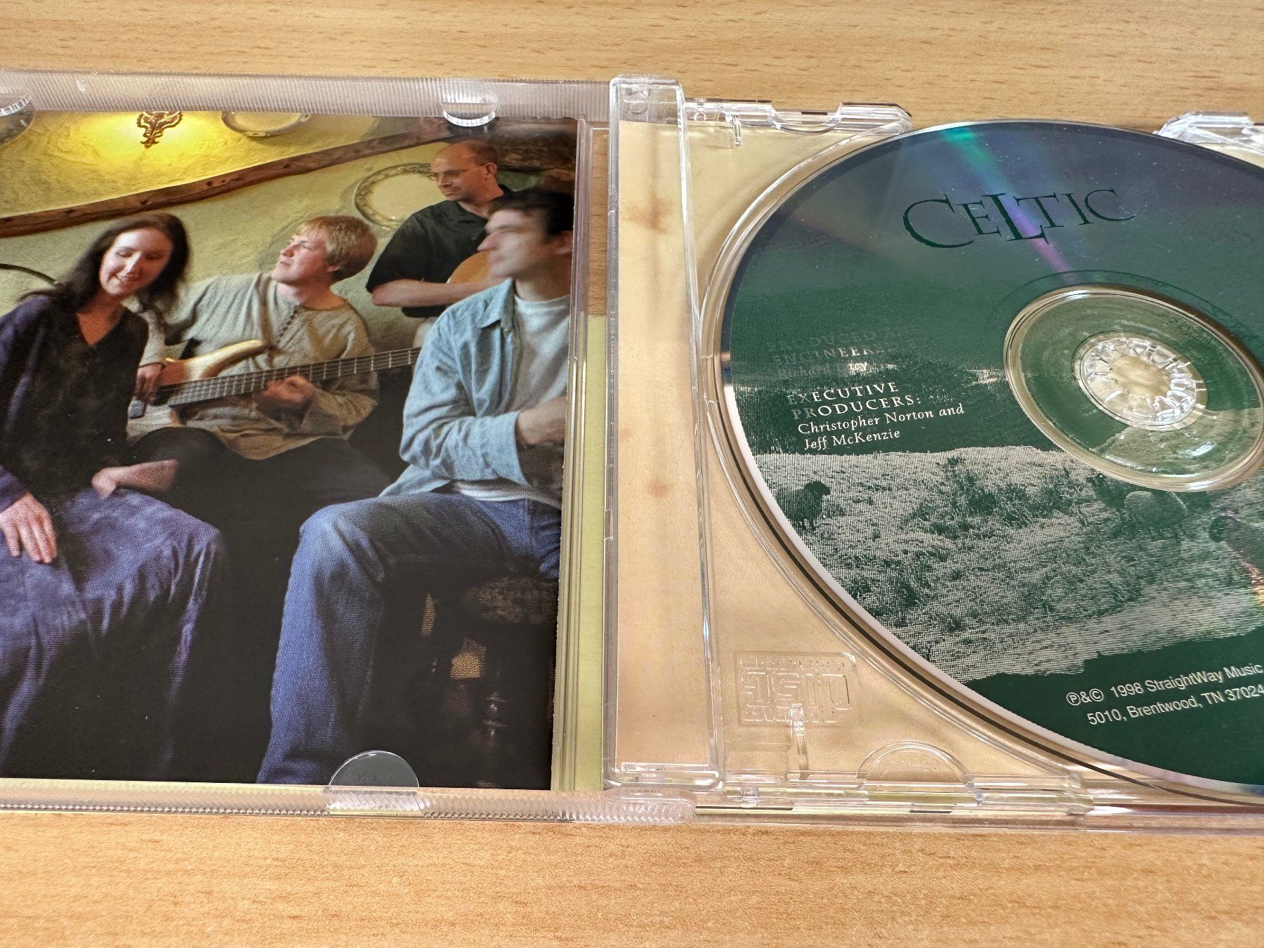CD: Eden's Bridge – Celtic Christmas – Usato da Rikon im Tösstal venduto da Alpenmutz 2