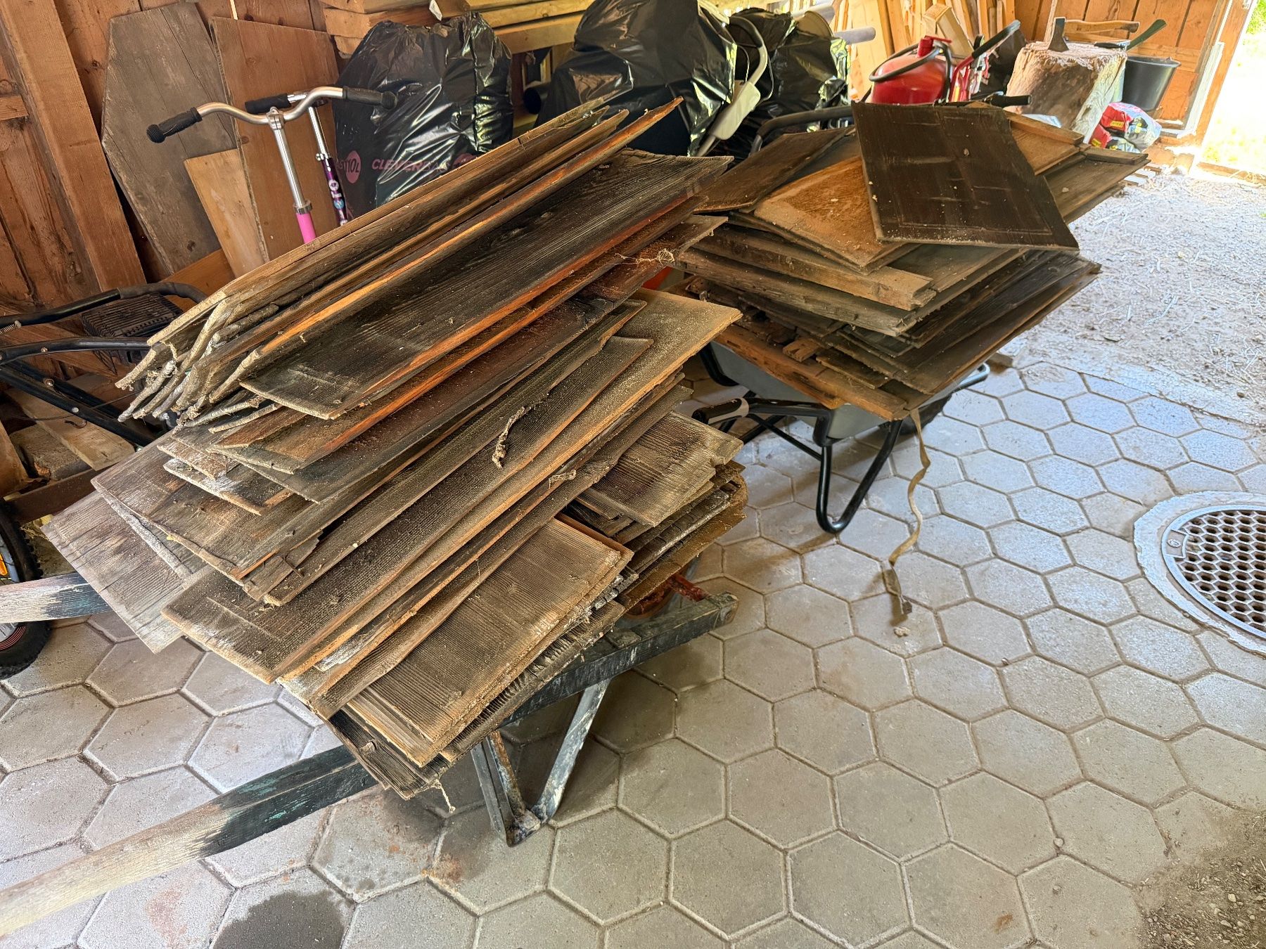 Articles en bois: Altholzbretter – D'occasion à Herisau par Paddy654321 2