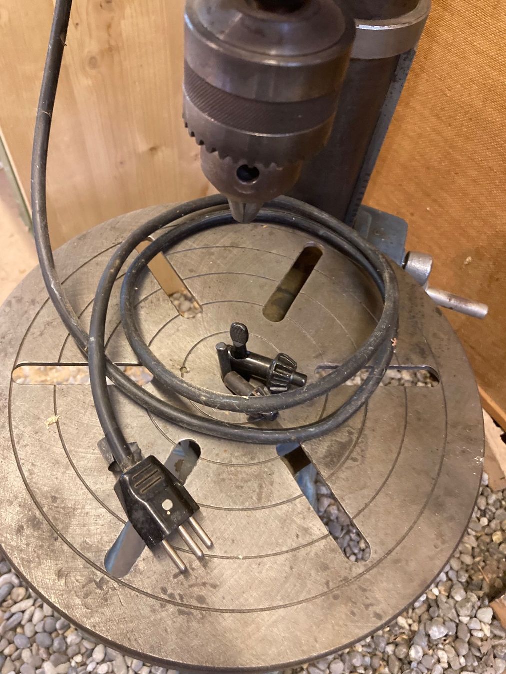 Alle Maschinen: Tischbohrmaschine mit Bohrfutter – Gebraucht aus Uzwil von sittertobel 3
