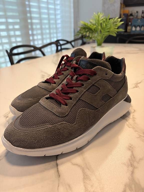 Scarpe da uomo: Vendo Hogan come nuove  – Usato da Roveredo GR venduto da ora_ykh7