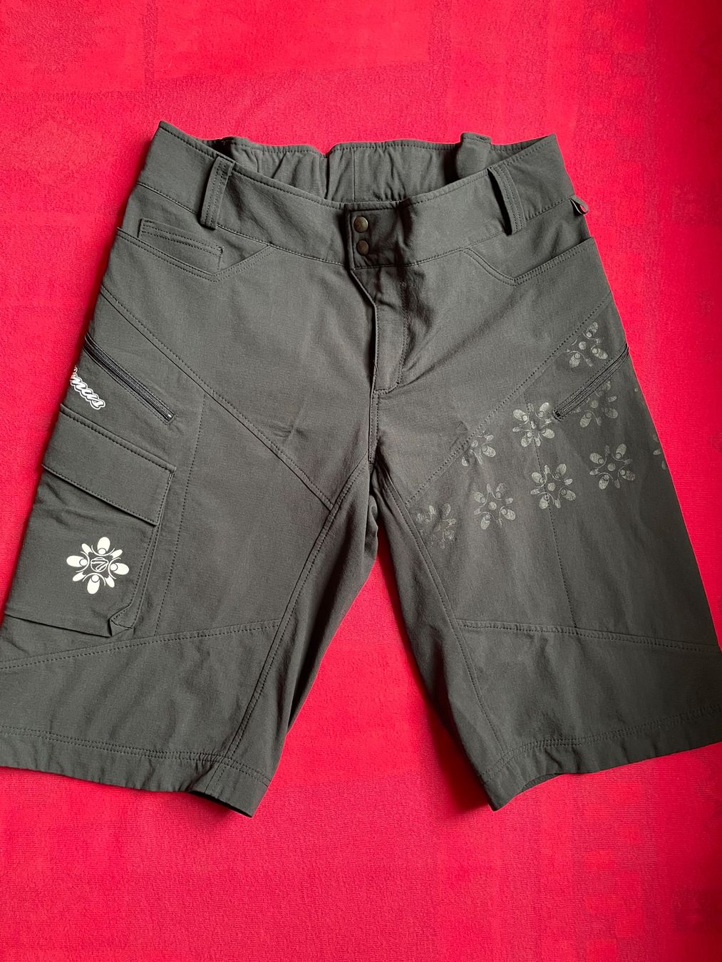 Thömus Pantaloni: Thömus Bikeshort Gr S – Usato da Niederbipp venduto da Rosamunde44