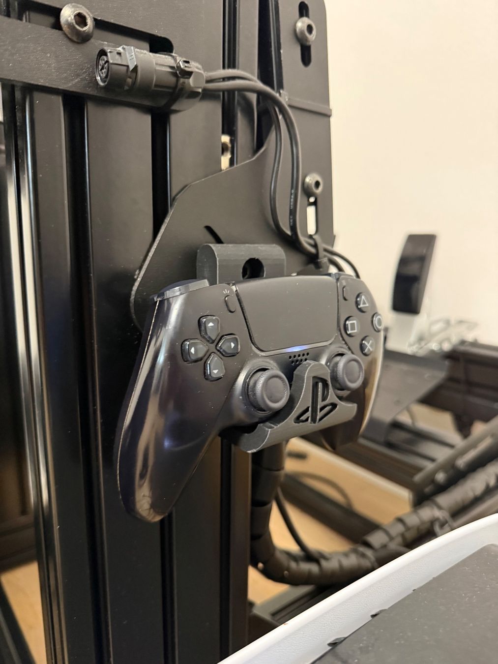 Wandhalterungen: PS5 Controller Halterung für Sim Rig – Neu und originalverpackt aus Sulgen von m.topak 1
