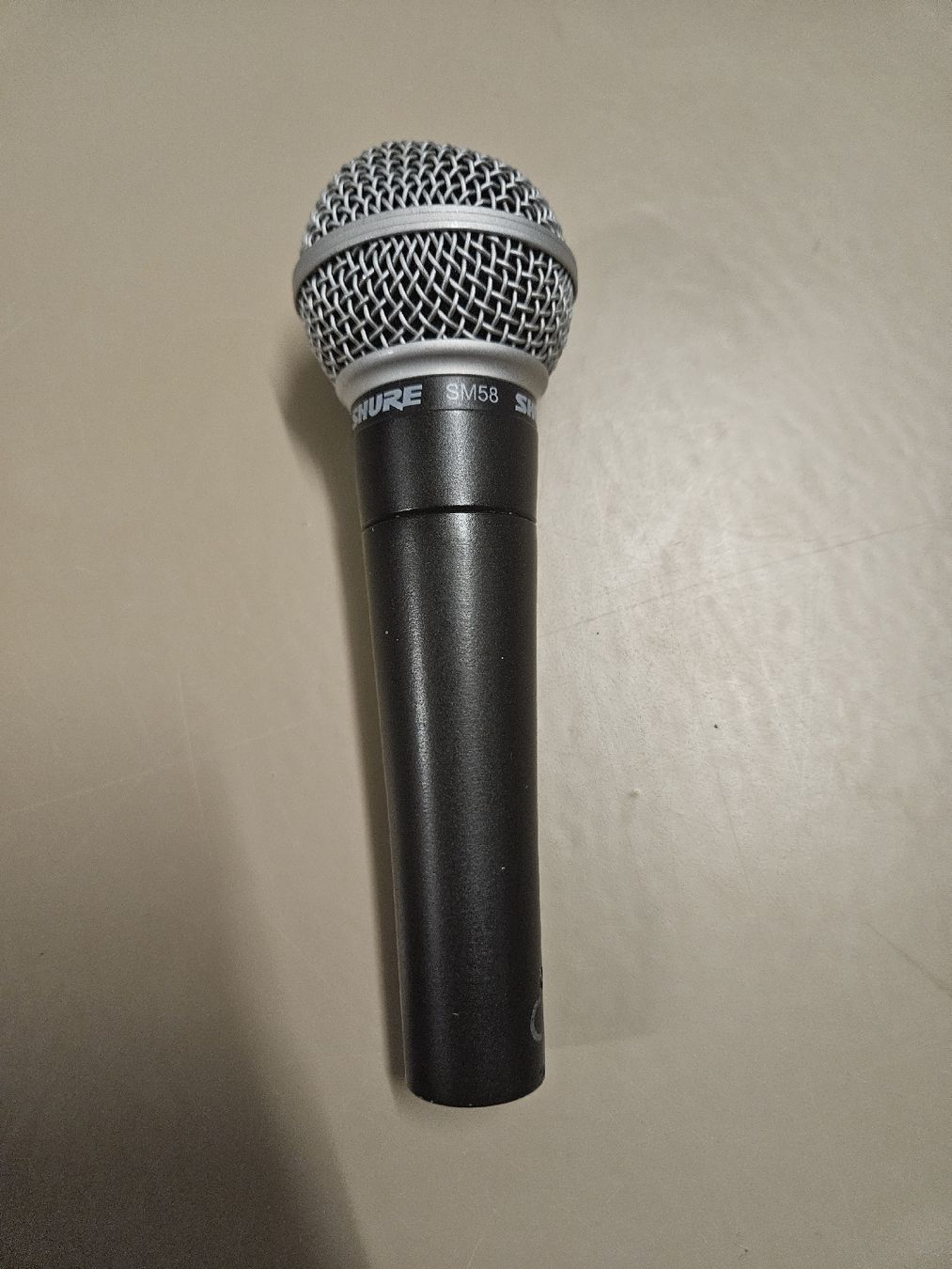 Shure Microphones: Shure SM58 Mikrofon mit Tasche – D'occasion à Wildberg par Reunionevents 1
