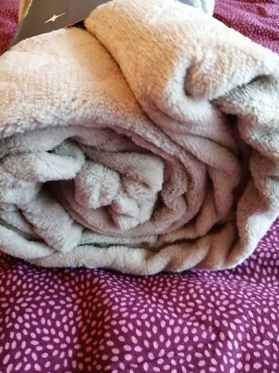 Coop Coperte: Kuscheldecke NEU – Nuovo e nell'imballaggio originale da zufikon venduto da radar07 3