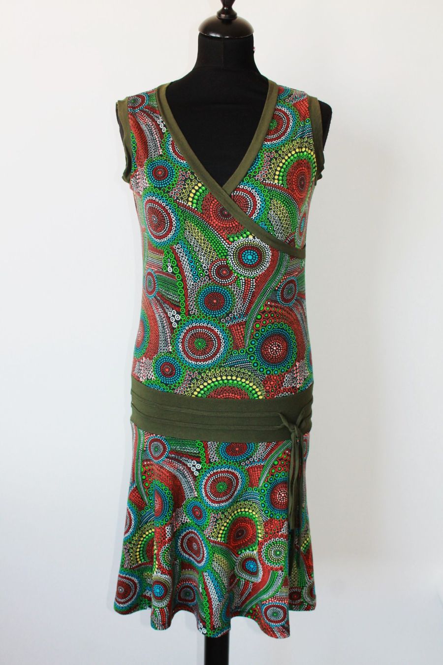 Vestiti: Robe ressemble à Desigual taille M – Usato da Chez-le-Bart venduto da jasse 2
