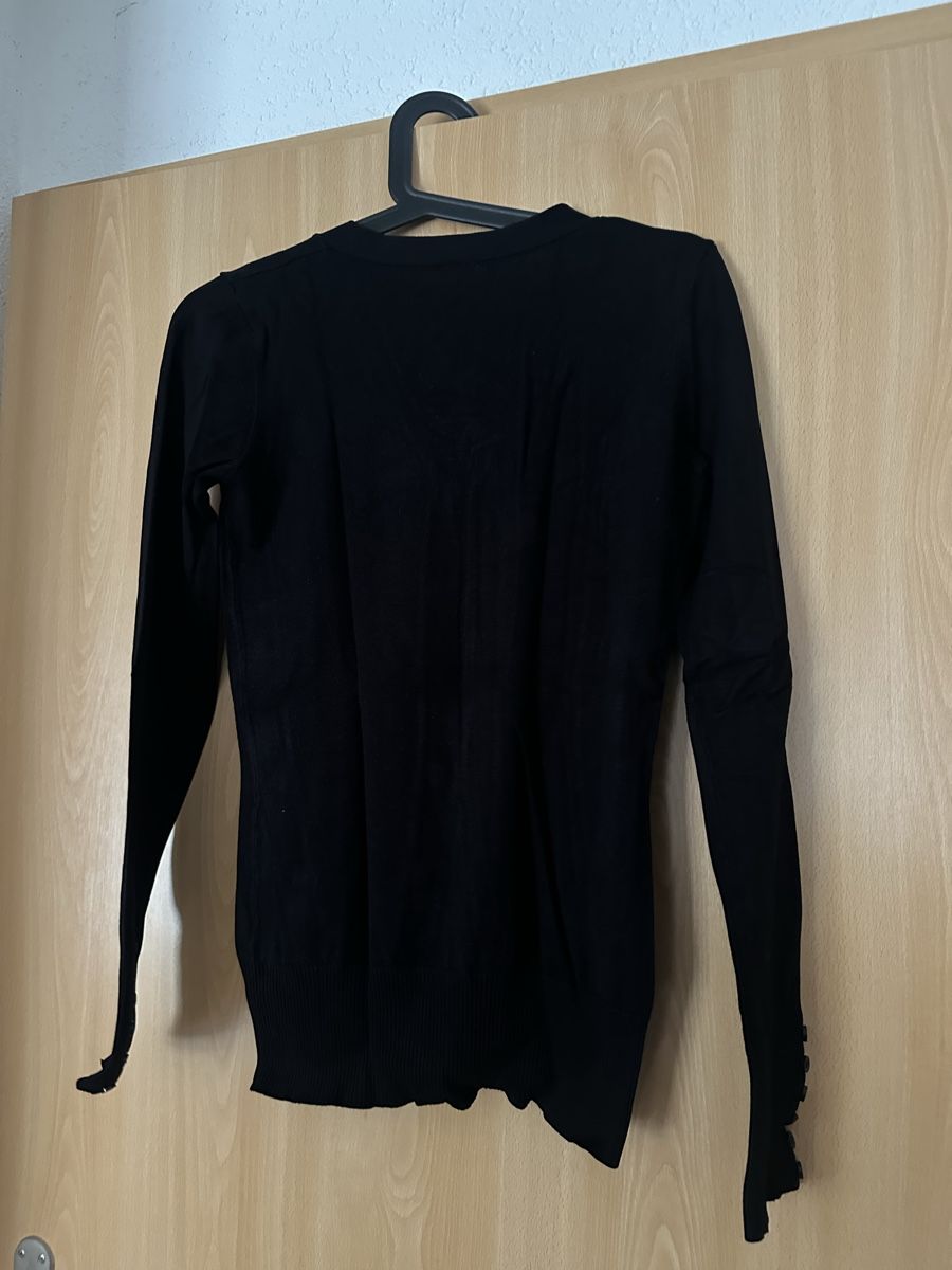 C&A Bolero: Schwarze Strickjacke mit Knöpfen Gr. S – Nuovo (secondo la descrizione) da Zollikofen venduto da Akshy 3