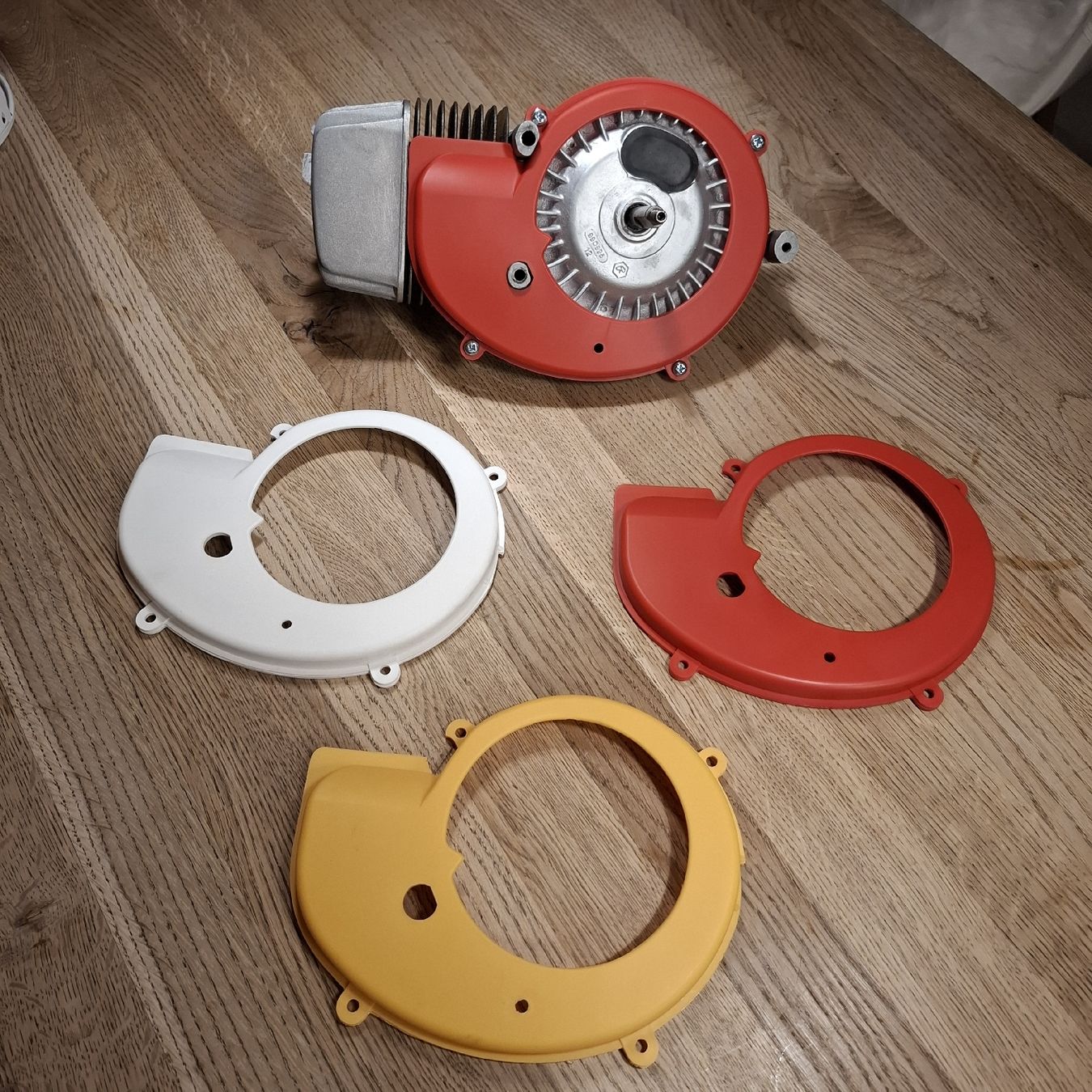 Piaggio Parti ricambio per ciclomotori: Piaggio Ciao/SI Polradabdeckungen – Nuovo (secondo la descrizione) da Künten venduto da Rocchi71