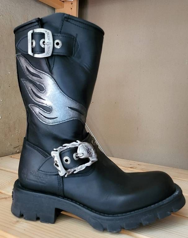 New Rock Damenschuhe: NEW ROCK Schuhe 7601 Grösse 36 oder 40 ++NEU++ – Neu und originalverpackt aus Näfels von AllerleiCH 2