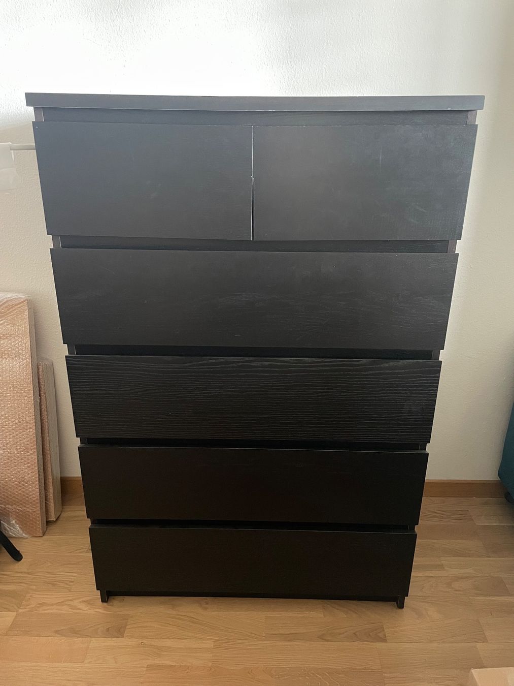 Ikea Kommoden: IKEA Malm Kommode mit 5 Etagen in schwarz – Gebraucht aus Zürich von superzapphire