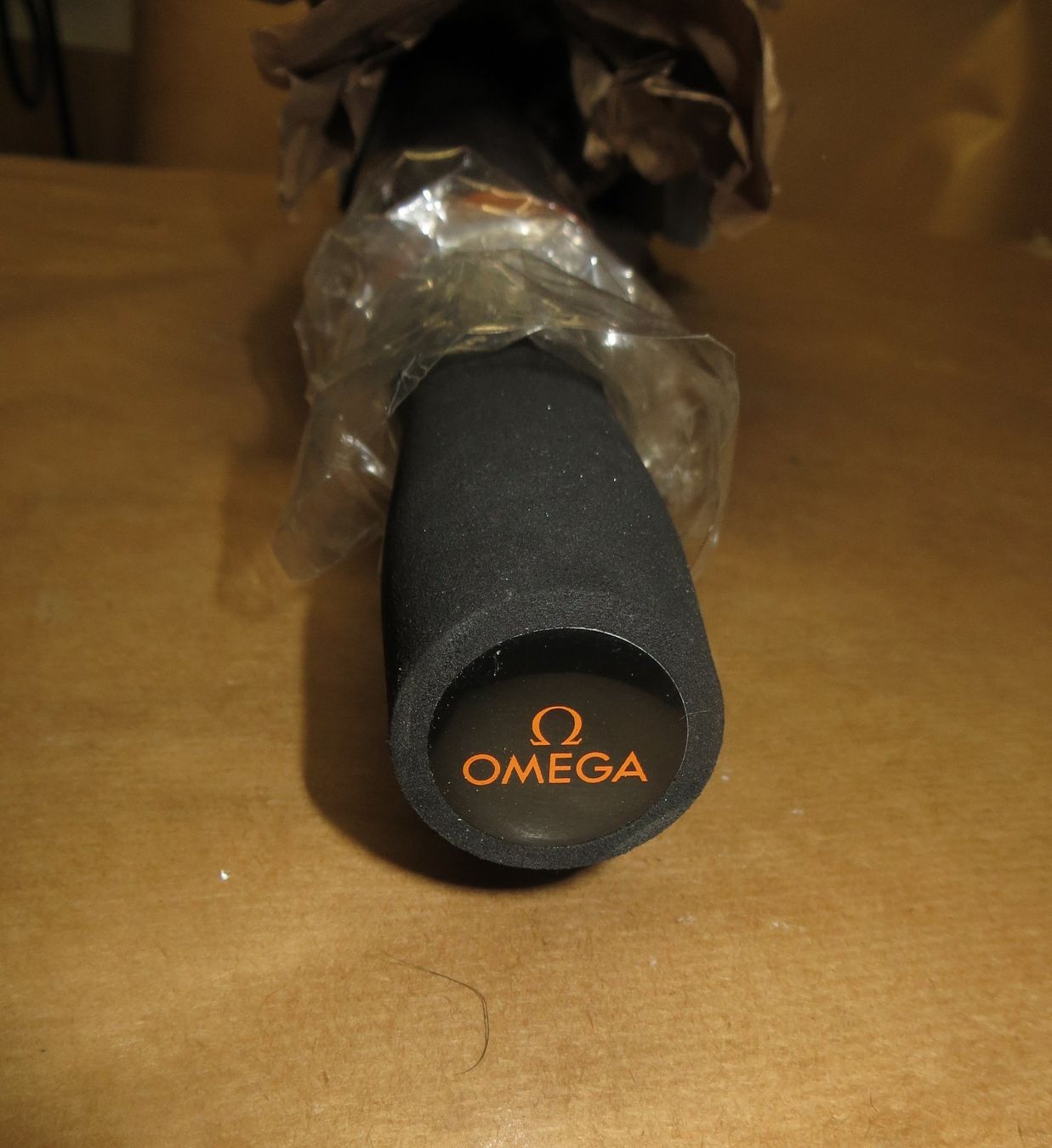 Ombrelli: Omega Regenschirm mit oranger Schrift – Nuovo (secondo la descrizione) da Seedorf BE venduto da bkcrea 1