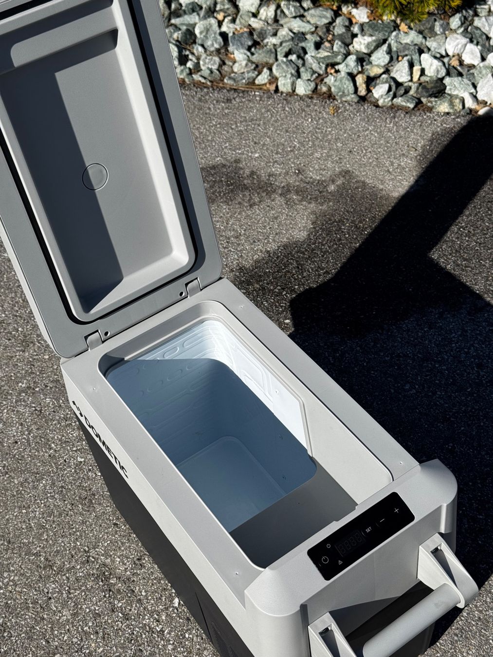 Dometic Frigoriferi & Refrigeratori: Glacière électrique portable Dometic - Idéale camping! – Usato da Savièse venduto da hyshiro 1