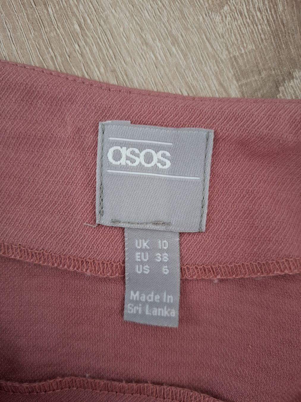 Asos Kleider: Robe ASOS design rose taille EU 38 – Neu (gemäss Beschreibung) aus Neuchâtel von FloKo88 2