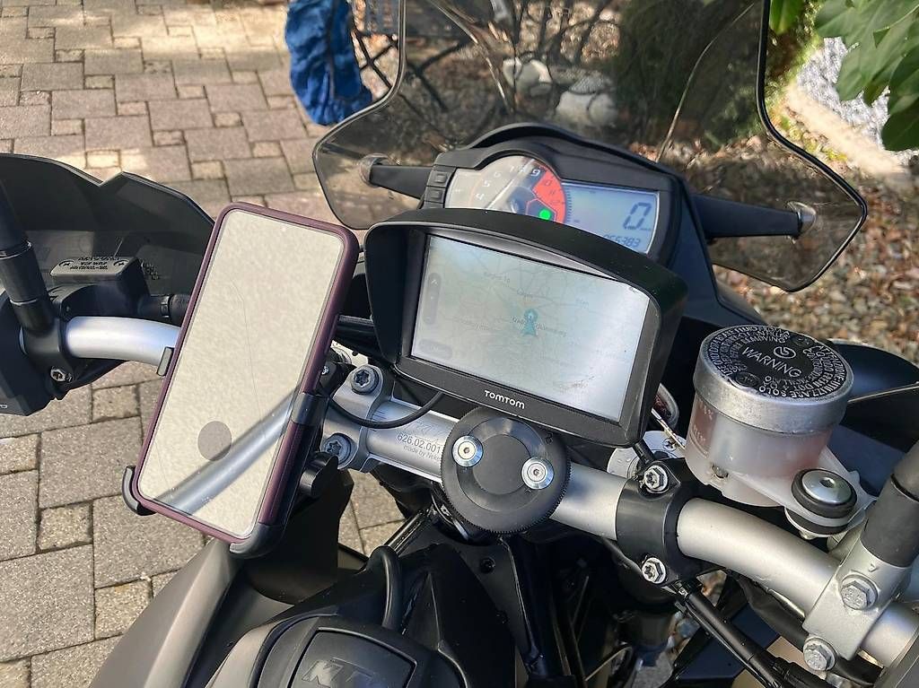Strada: KTM 990 Supermoto T – Usato da Kradolf venduto da traksm 3