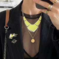 Halskette mit neon-gelben Elementen, Sommer-Chic!