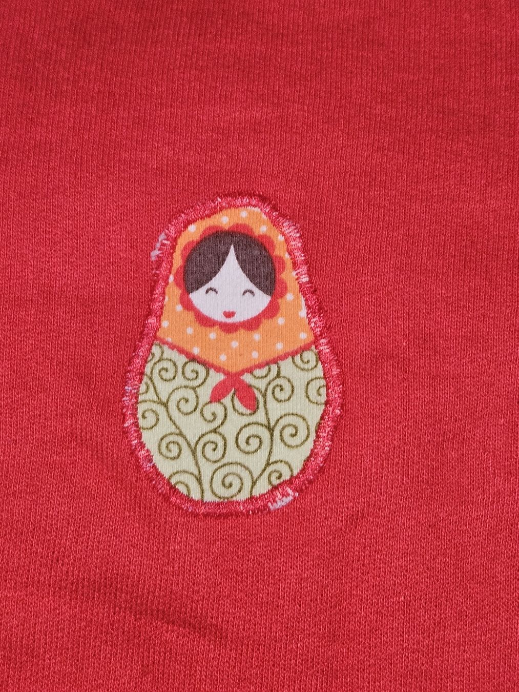 Camicie, T-shirt & Polo: Rotes Mädchen Langarmshirt, Matrjoschka-Muster – Usato da Wettingen venduto da Sk8ertomda 2