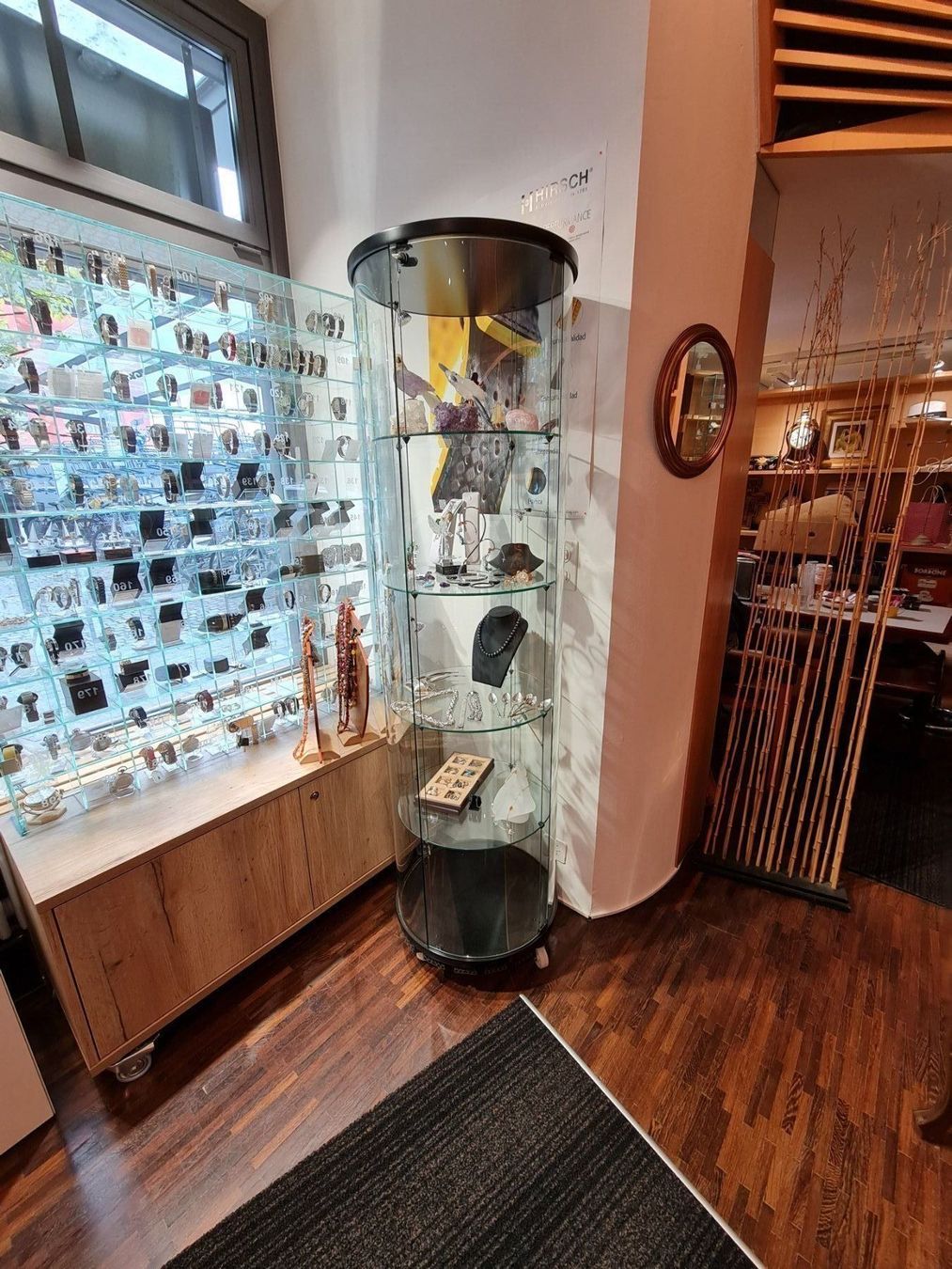 Vetrine: Rundvitrine – Usato da Thalwil venduto da Designer50 3