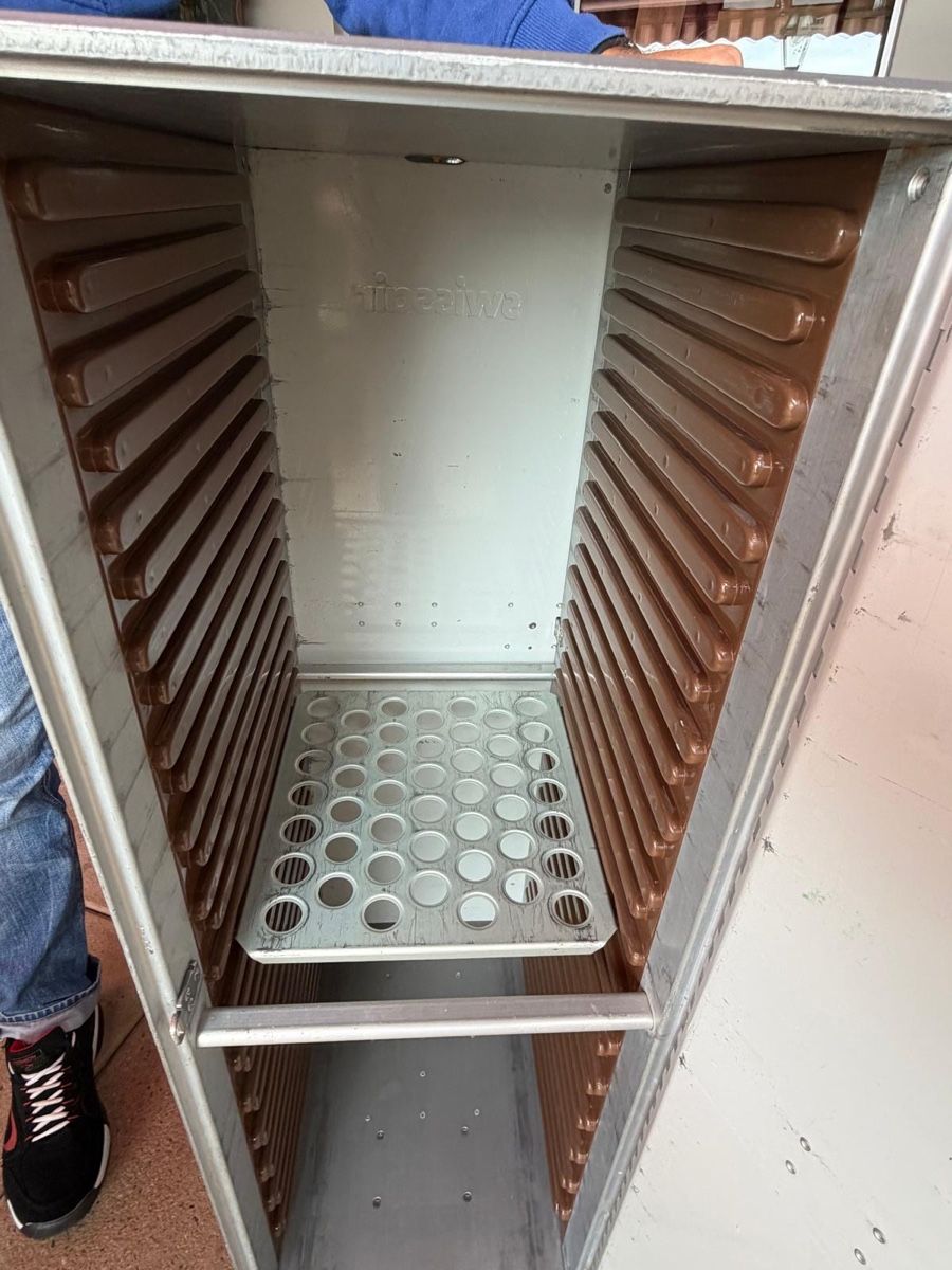 Swissair Altro in Aeronautica: Original Swissair Trolley – Difettoso da Bettlach venduto da win_z8sd 2