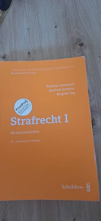 Libri: Strafrecht I – Usato da Madiswil venduto da Oleander2