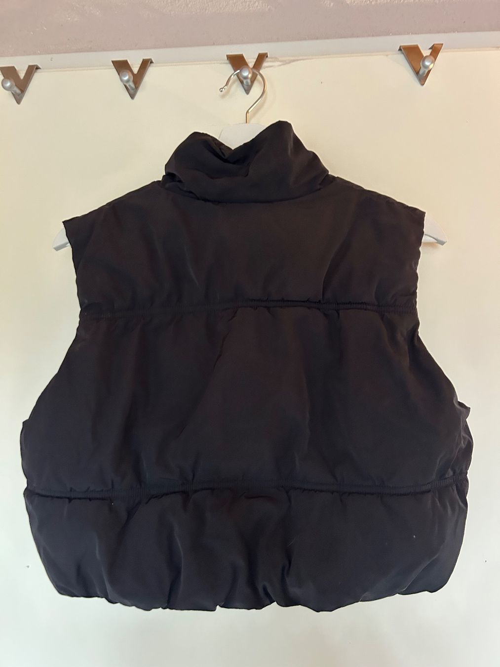 H&M Gilet & Giacche senza maniche: Croppt Weste – Usato da Frauenfeld venduto da hannamaria29 1