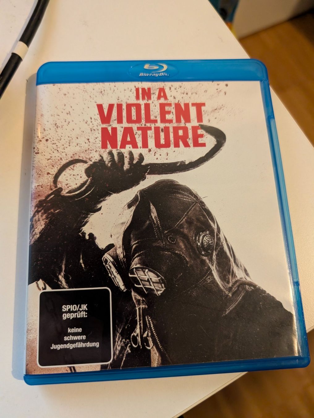 Tutti i DVDs: In a Violent Nature - Blu Ray DVD Horror – Usato da Hünenberg See venduto da SpecialEditionGaming