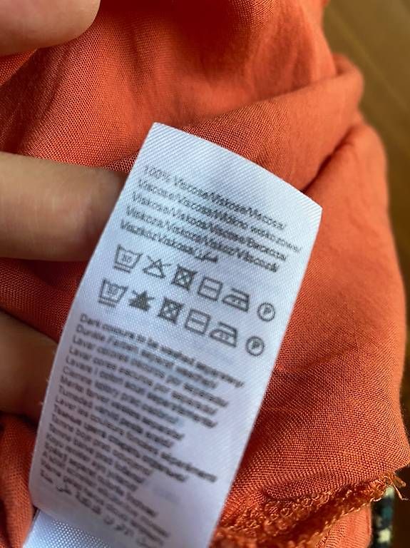 Vero Moda Blusen: Oranges Shirt – Gebraucht aus Aarau von lacrimara 2