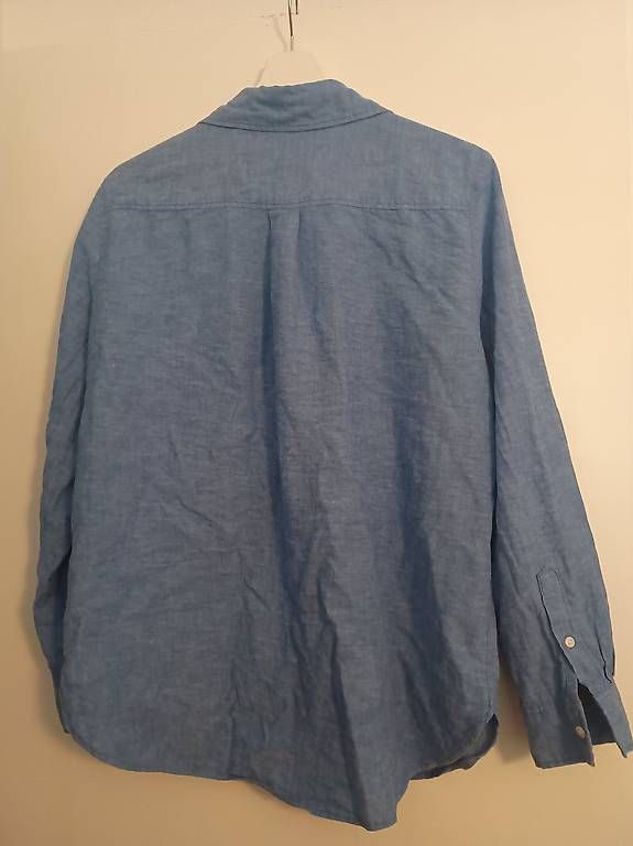 H&M Blusen: Hellblaues Hemd aus Leinenmischung – Gebraucht aus Zürich von Melianea 3