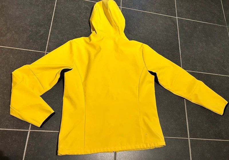 Giacche: Ferrari Softshell Jacke – Usato da Vacallo venduto da mvtony 1