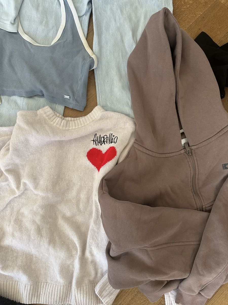 Lotti & Set di vestiti: 40- Teiliges Kleiderpaket  – Usato da Bern venduto da nala125 2