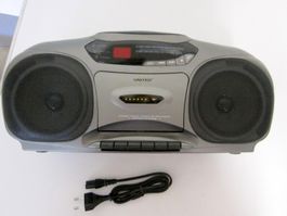 Radio mit CD und Tonband der Marke United