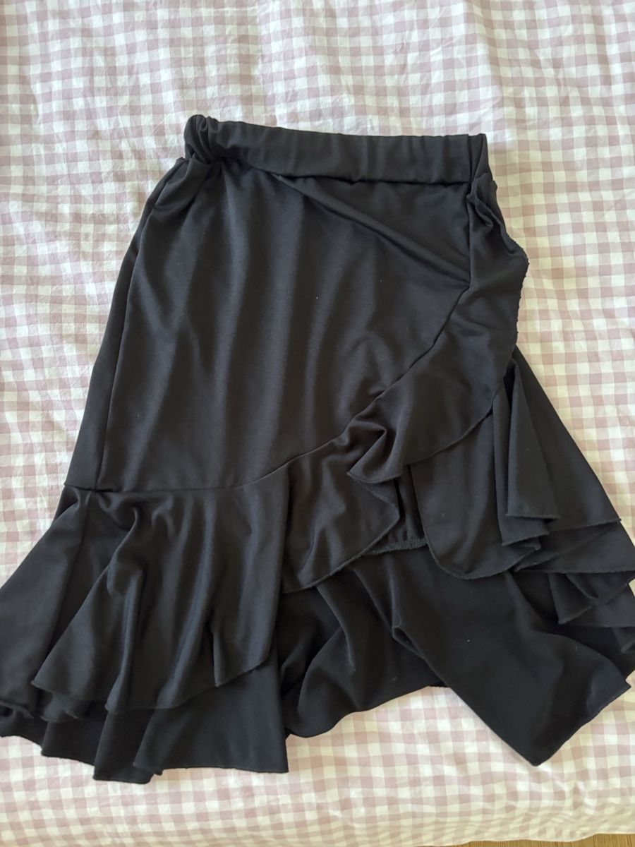 Röcke: Skirt with a slit – Neu (gemäss Beschreibung) aus Zug von and_tl9y 1