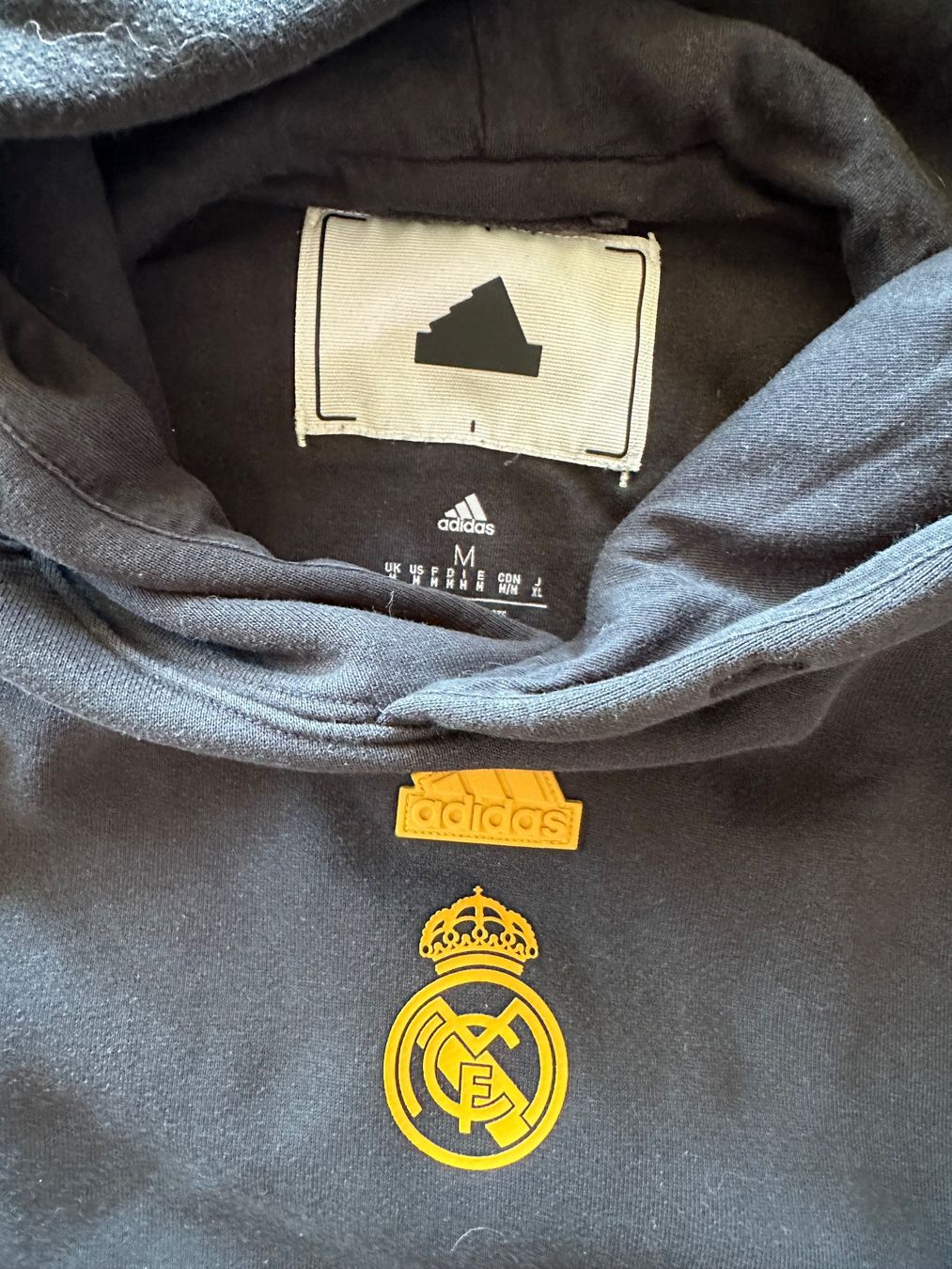 Adidas Pullover & Sweatshirts: Hoodie Real Madrid Grösse M – Gebraucht aus Niederbüren von Hudi_1974 1