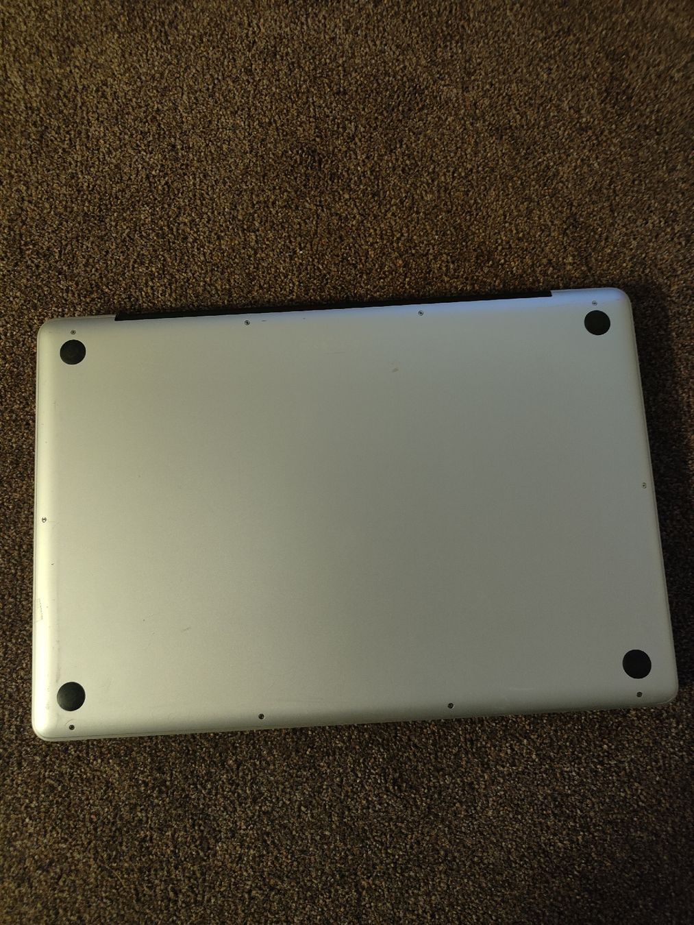 Apple Portables: MacBook Pro 15 Zoll DEFEKT!!!! – Défectueux à Thun par wol_krx6 3